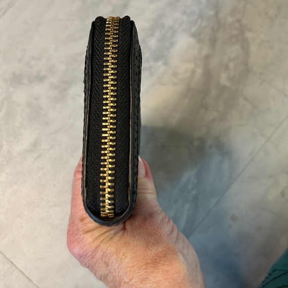 Cole Haan  Vintage  Wallet  Clutch Black soft Saffiano  Beautiful Lacy edges EUC - Picture 6 of 16